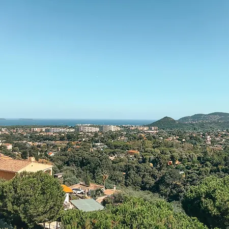 La Terrasse De L'esterel *