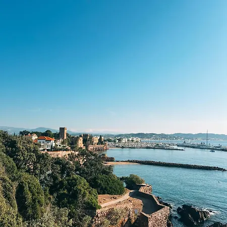 La Terrasse De L'esterel *